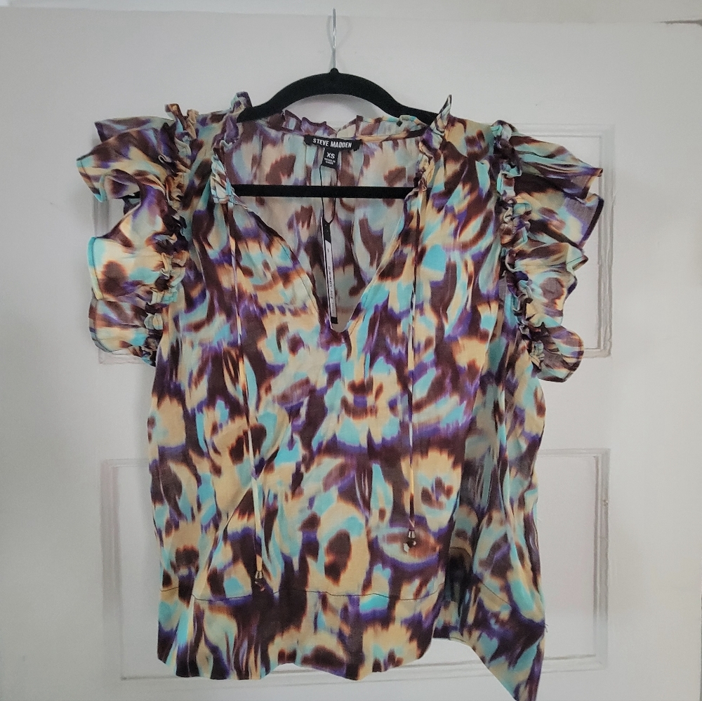 Steve Madden Multicolor Ruffle Sleeve Top